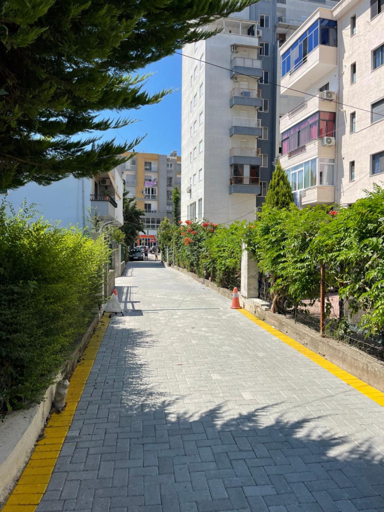 Guest House Lionel Durrës Exteriér fotografie