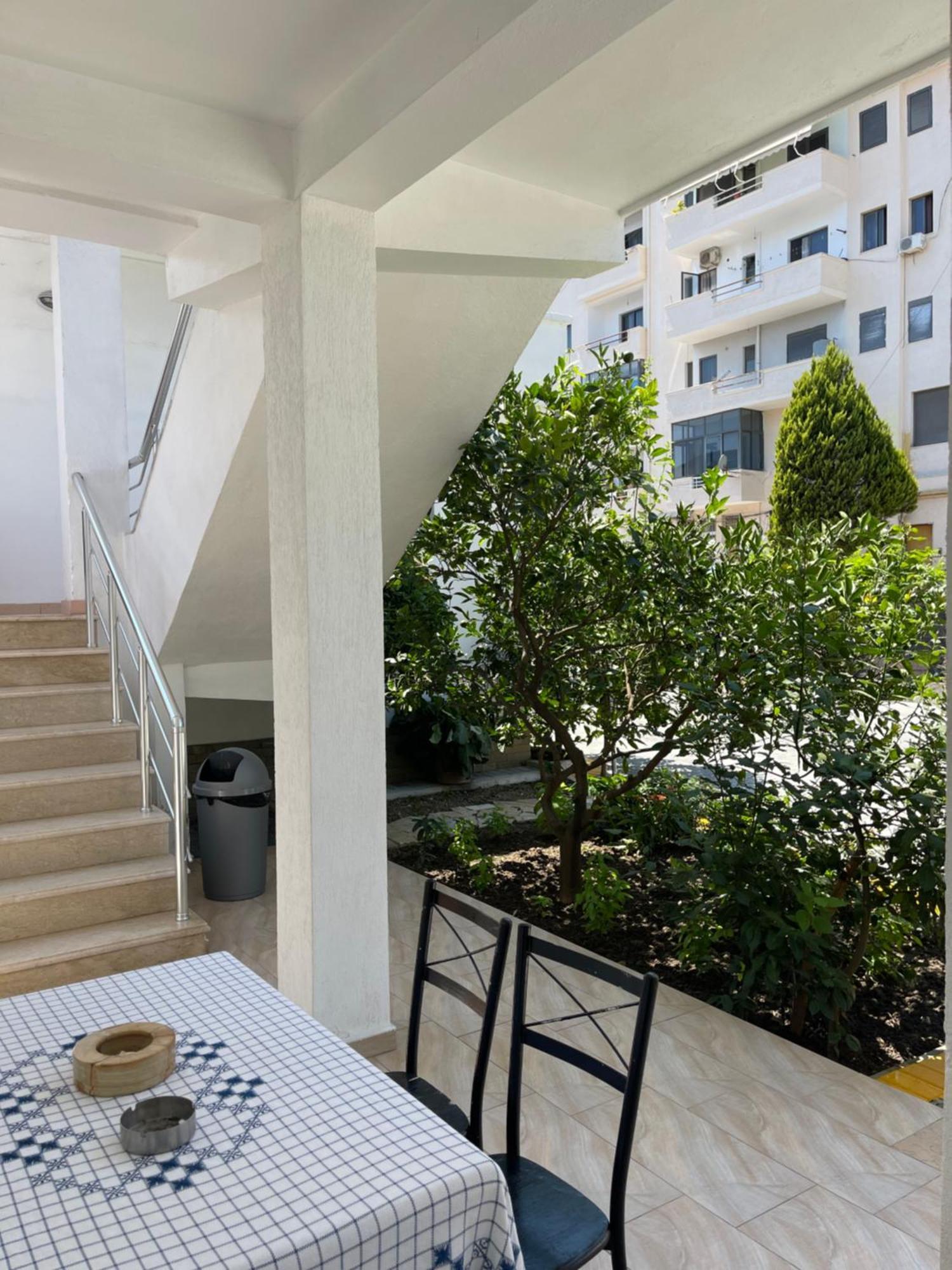 Guest House Lionel Durrës Exteriér fotografie